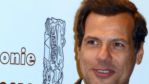 QUI VA INCARNER BERNARD TAPIE DANS UNE SÉRIE QUI LUI EST DÉDIÉE ?